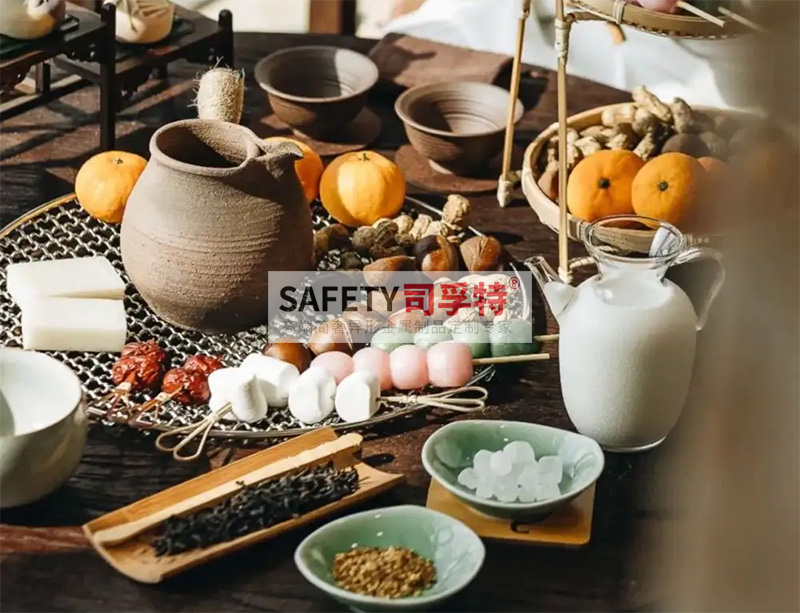 圍爐煮茶驟然爆火，一套好的圍爐茶桌必不可少[司孚特圍爐茶桌,炭火爐](圖2)