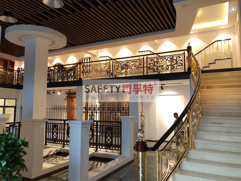 鋁藝鏤空雕花樓梯扶手：造型多樣，工藝成熟，彰顯高端品味(圖6)